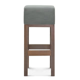 Quinton Stool